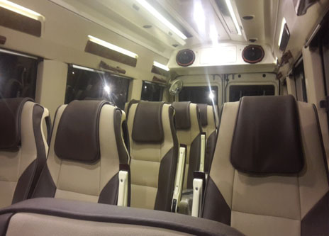 9 Seater Tempo Traveller